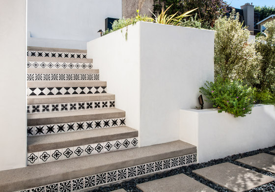 Regal Clover - 450 A | Concrete panels | Granada Tile