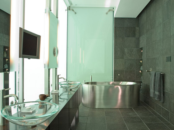 Soho Tub, Insulated | Bathtubs | Neo-Metro