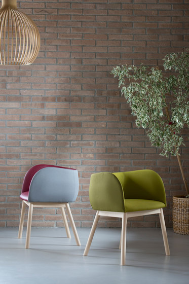 Mousse P | Fauteuils | CHAIRS & MORE