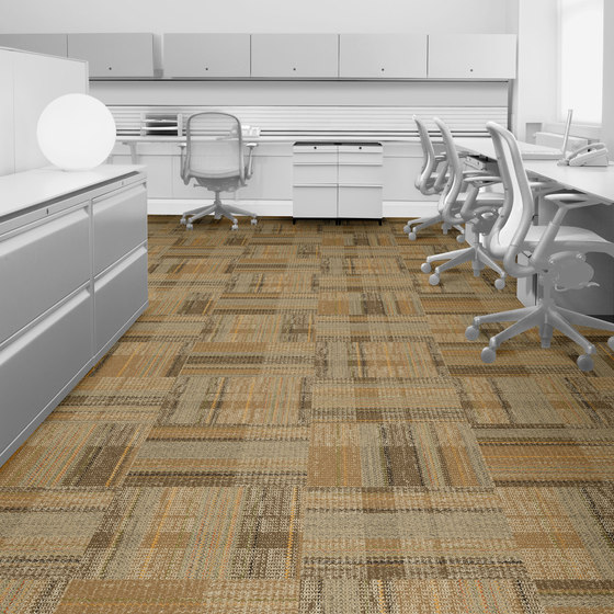 World Woven - Summerhouse Brights Paprika/Natural variation 5 | Carpet tiles | Interface USA