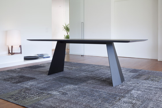 Steel Table | 827 | Esstische | Tonon