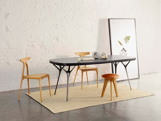 Stellarnova Table | Dining tables | Made in Ratio