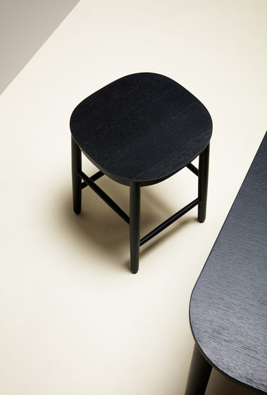 Figurine Chair | Sillas | Fogia