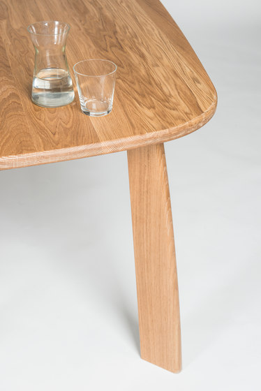 Stone rectangular table solid oak | Mesas comedor | Quodes