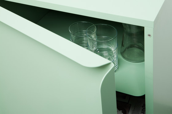 Collar cabinet compositions | Credenze | Quodes
