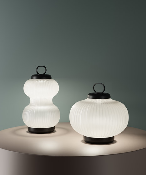 Kanji Lampe de table | Luminaires de table | FontanaArte