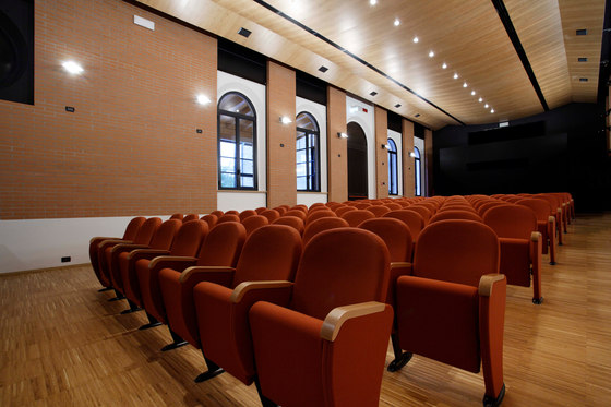 Giada P | Fauteuil Auditorium | Caloi by Eredi Caloi