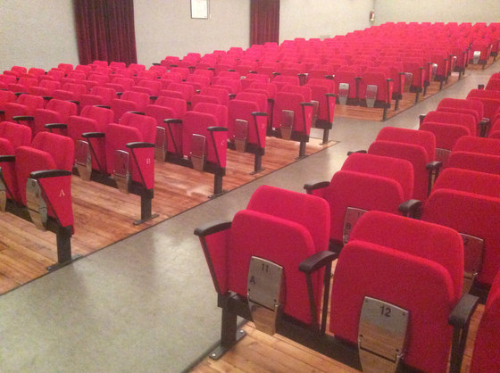 Aura/Z! | Sedute auditorium | Caloi by Eredi Caloi