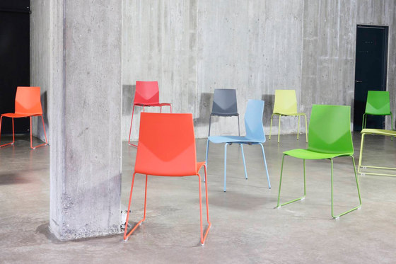 FourCast®2 Line upholstery | Stühle | Ocee & Four Design