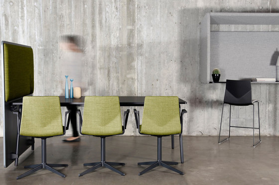 FourCast®2 Evo armchair | Sedie | Ocee & Four Design