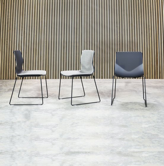 FourSure® 88 upholstery armchair | Sillas | Ocee & Four Design