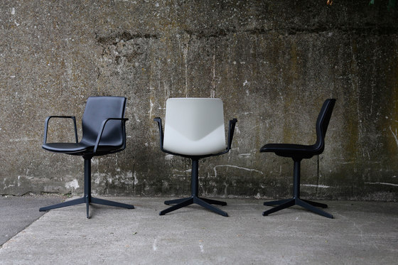 FourSure® 99 upholstery armchair | Sedie | Ocee & Four Design