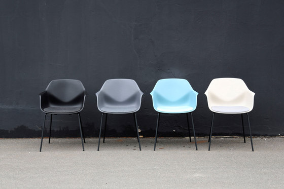FourMe® 44 upholstery | Chaises | Ocee & Four Design