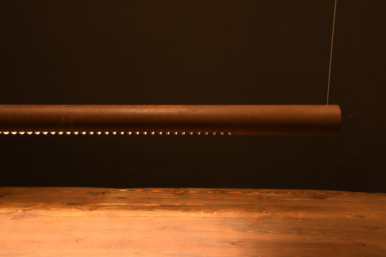 Roest horizontal 75 pendant | Lámparas de suspensión | Karven