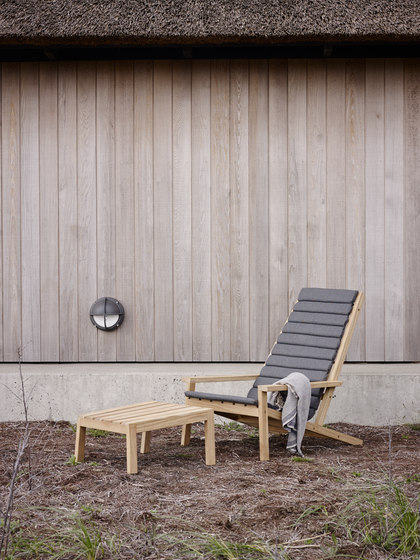 Between Lines Deck Chair | Armchairs | Skagerak