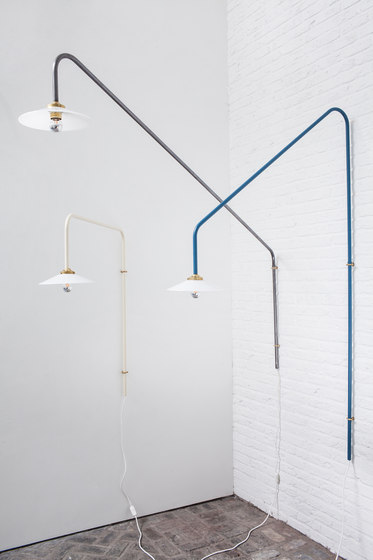 hanging lamp | n°1 green | Lámparas de pared | valerie_objects