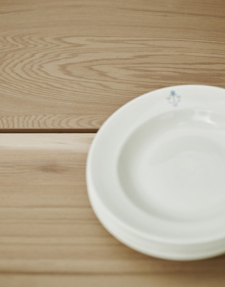 Overlap Table | Tables de repas | Skagerak