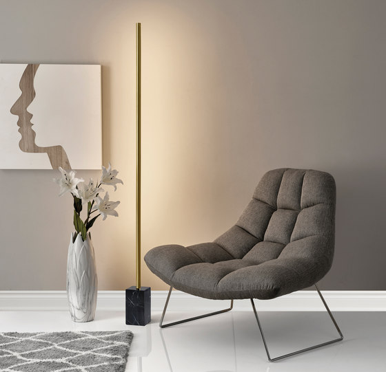 Felix LED Wall Washer Floor Lamp | Free-standing lights | ADS360