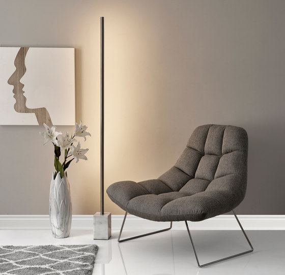 Felix LED Wall Washer Floor Lamp | Luminaires sur pied | ADS360