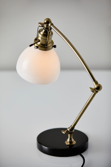 Spencer Arc Lamp | Standleuchten | ADS360