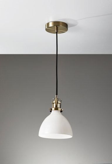 Spencer Floor Lamp | Standleuchten | ADS360
