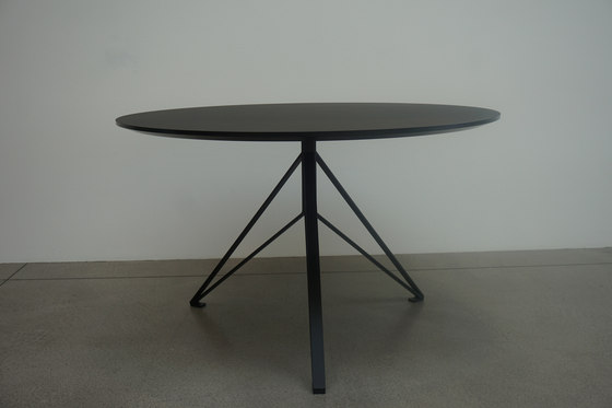 Denmark Dining Table | Mesas comedor | Wehlers