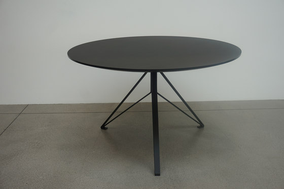 Denmark Dining Table | Dining tables | Wehlers