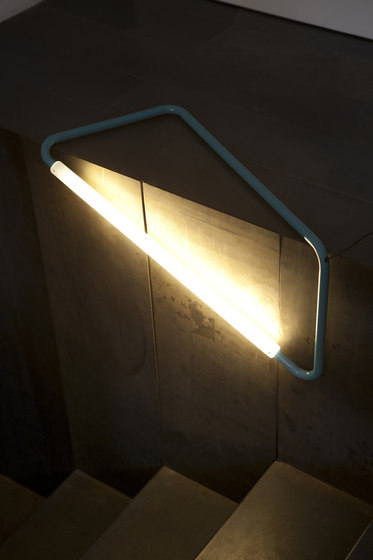 Light Object 001 Single | blue finish | Table lights | Naama Hofman Light Objects