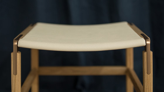 Shorty Backless Standard Chair | Hocker | Fyrn