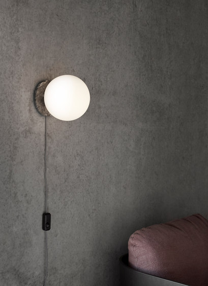 TR Bulb Table Lamp, Brass/ Matte Opal, w/Dim to Warm | Table lights | Audo Copenhagen