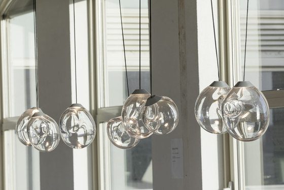 The M… glass pendant lamp | Lámparas de suspensión | Tuttobene