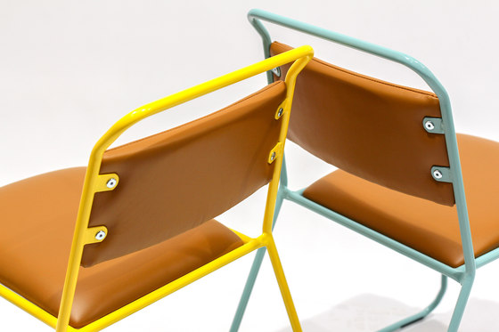 Trapeze | Chair | Chairs | Liqui Contracts