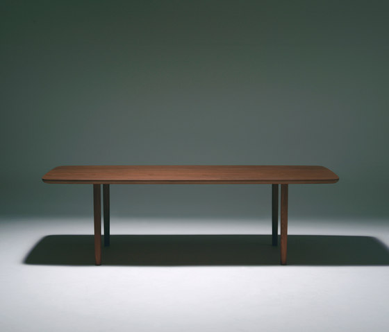KAMUY Dining Table | Esstische | Conde House