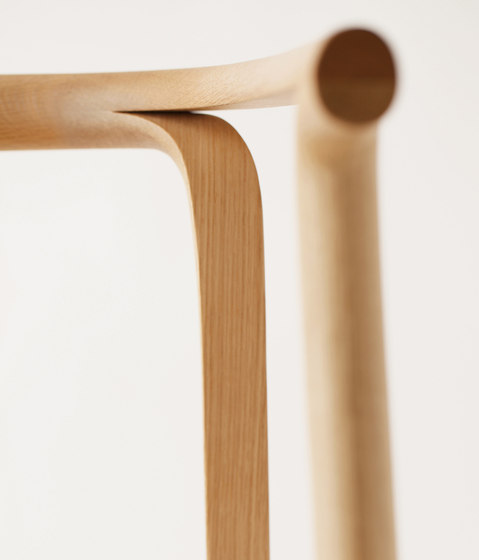 SPLINTER Armchair wood seat | Chairs | Conde House