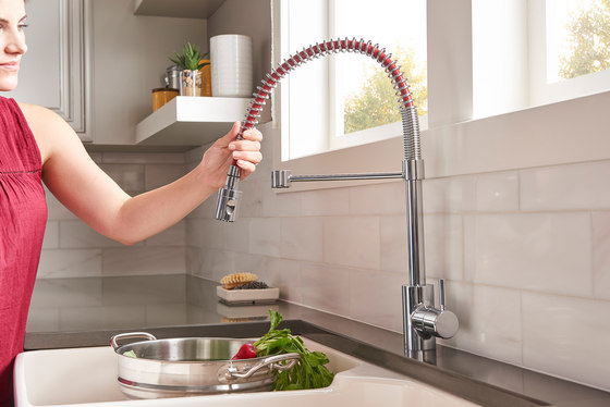 Foodie Caliente® | Single Handle Pre-Rinse Pull-Down Kitchen Faucet, 1.75gpm | Küchenarmaturen | Danze