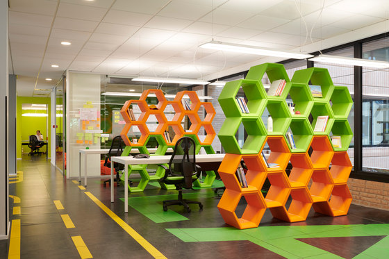 Hexa | Shelving | Slide