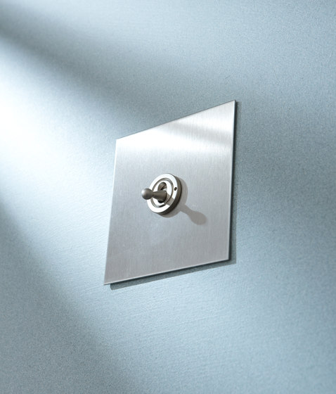 Invisible Lightswitch® with Nickel Silver two gang dolly | Interruttori leva | Forbes & Lomax