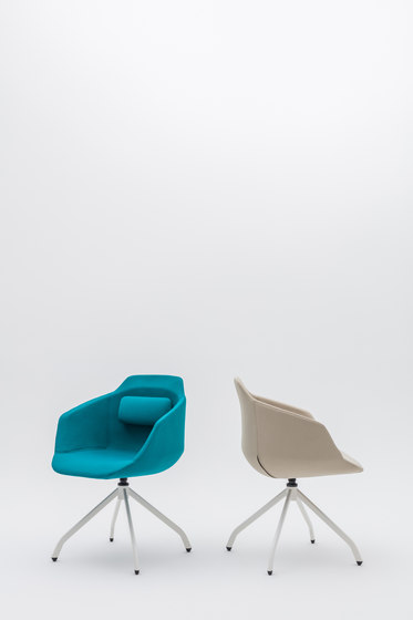 UFP5 | Stühle | MDD