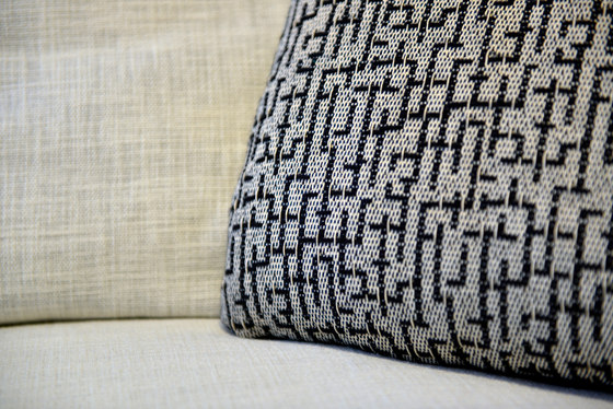 Sj122L Wool/Nubuk B | Cushions | MD – OXILLA