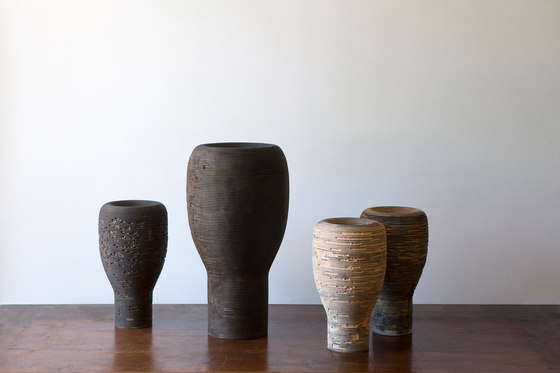 Anni S Black | Vases | HANDS ON DESIGN