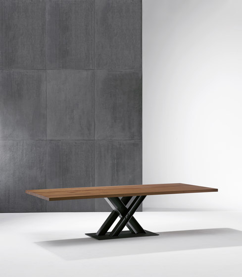 Victor Dining Table of Stone | 1470 | Tables de repas | DRAENERT