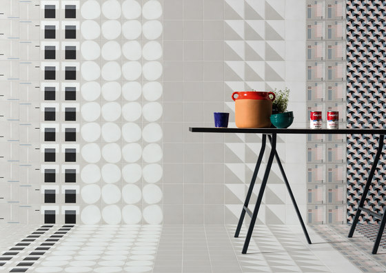 Futura | Half Black | Ceramic tiles | 41zero42