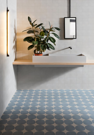 Futura | Half Blue | Ceramic tiles | 41zero42