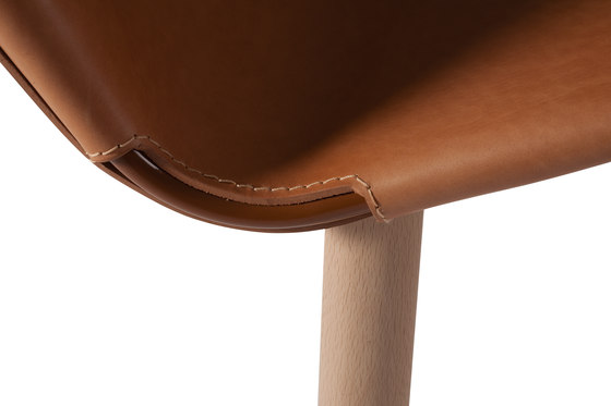 Ply 472VH | Chairs | Capdell