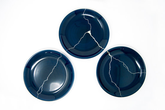 Tsukroi 2 Blue | Dinnerware | HANDS ON DESIGN