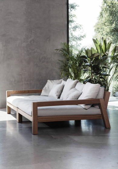 LARS Couch | Sofas | Piet Boon