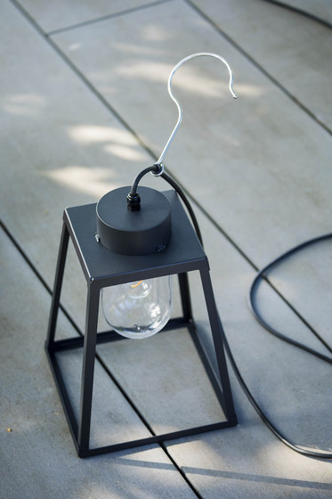 Lampiok 1 Model 7 | Lámparas exteriores sobre suelo | Roger Pradier