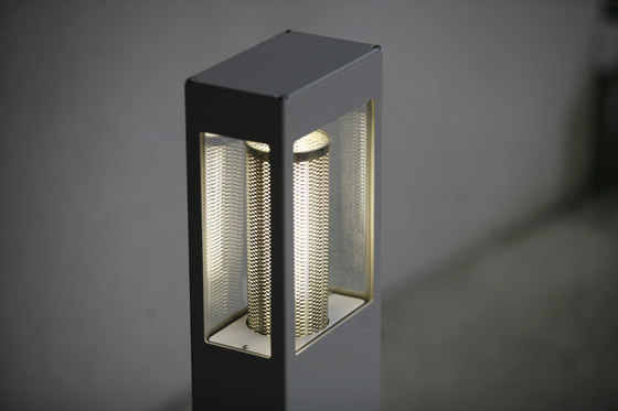Tetra Model 5 | Outdoor floor-mounted lights | Roger Pradier