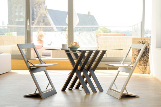 Fläpps Folding Chair | White | Sillas | Ambivalenz