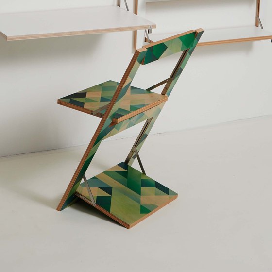 Fläpps Folding Chair | Black | Sillas | Ambivalenz